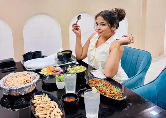 Dining Image 2