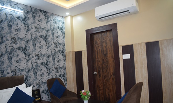 Super Deluxe Room Image 10