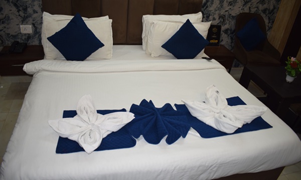 Super Deluxe Room Image 5